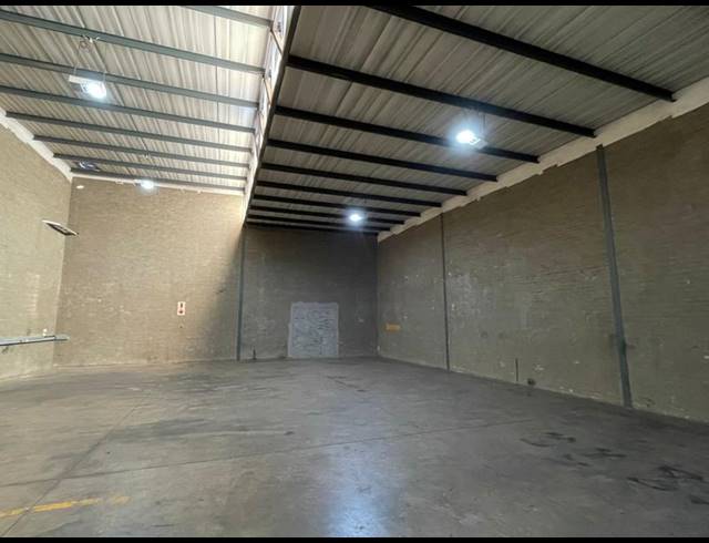 INDUSTRIAL PROPERTY TO RENT IN HENNOPSPARK